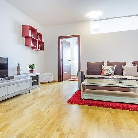 Apartament Charming City Center Podgorica Zewnętrze zdjęcie